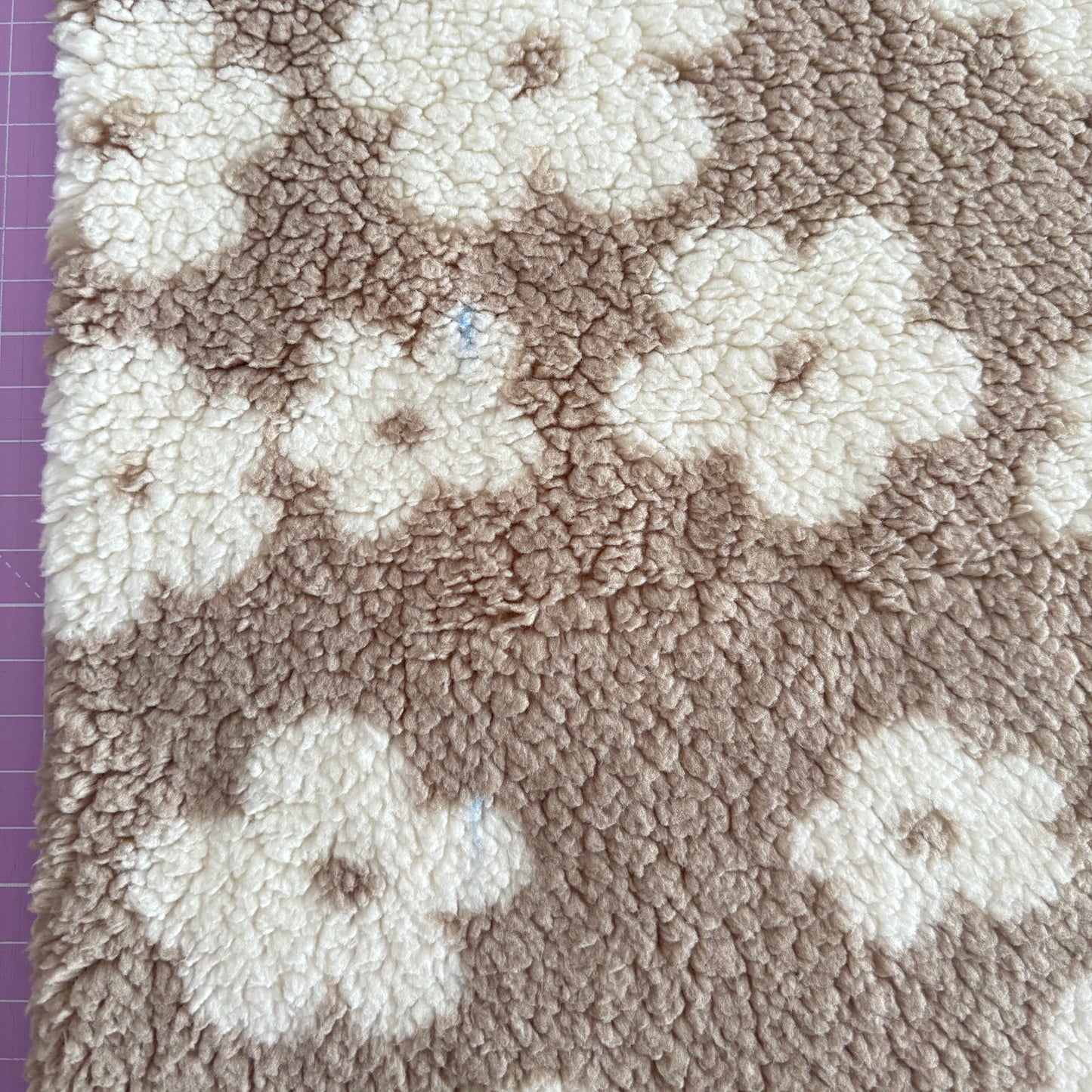 47cm Flawed Remnant - Curly Teddy Fleece - Dark Beige/ Natural Flowers