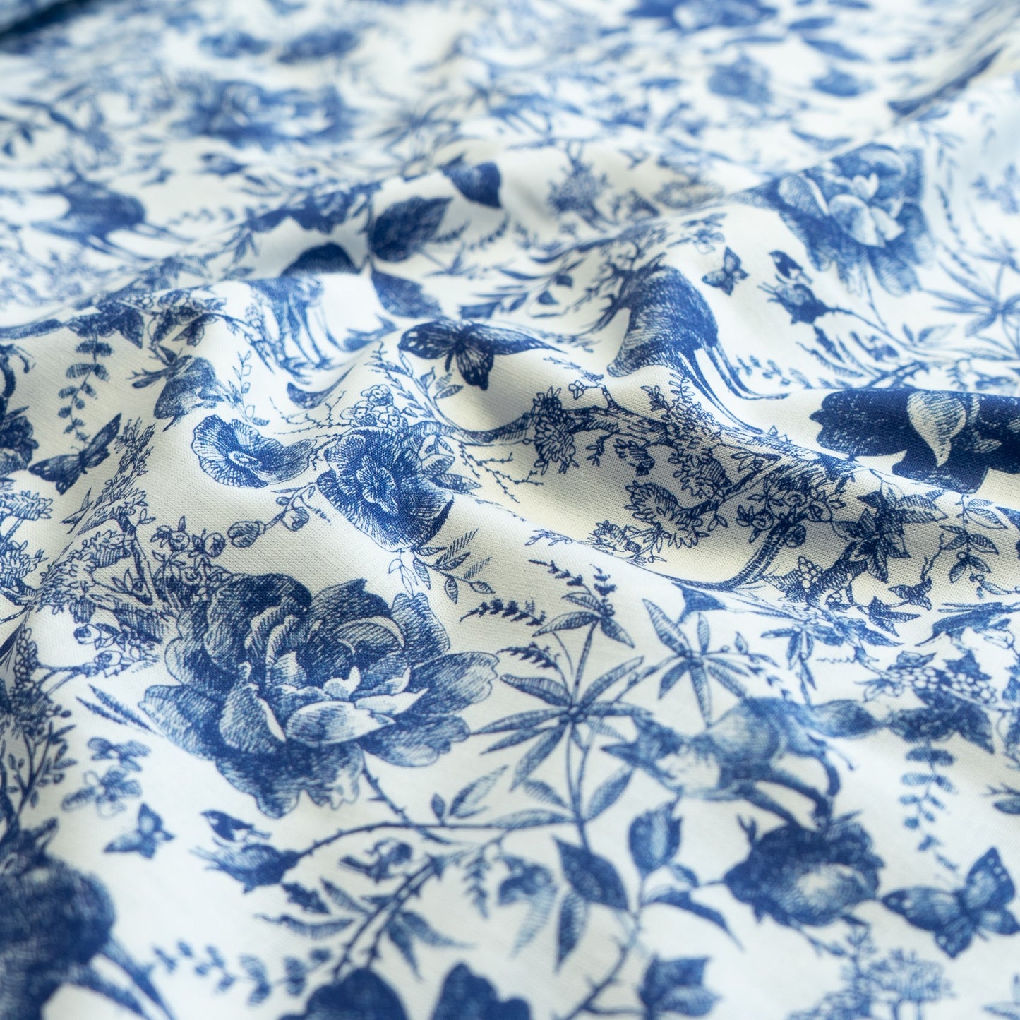Remnant 24cm - 100% Cotton - Blue Ink Deers
